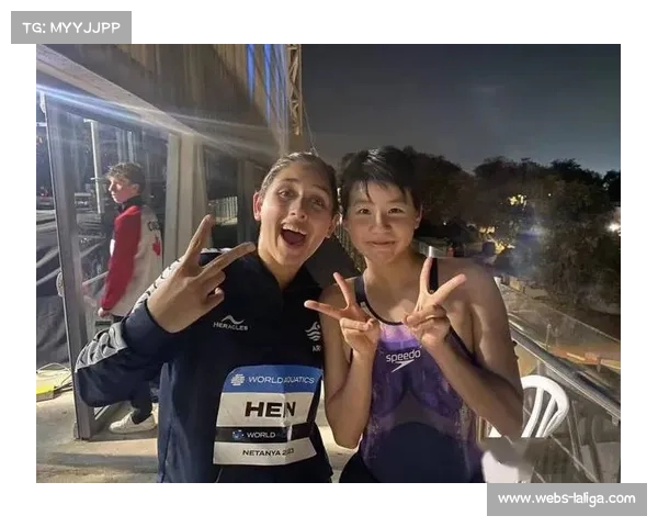 毛奕菡1500米自由泳后体力透支,仍刷新个人最佳成绩